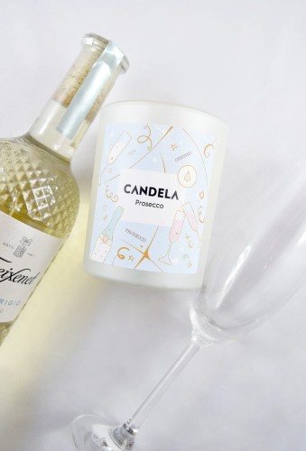 Świeczka sojowa o zapachu prosecco. Polski producent świec sojowych.